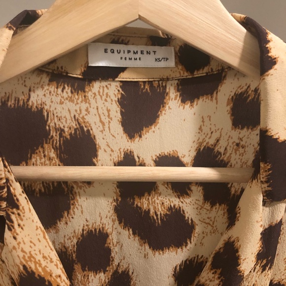 Equipment Leopard Print Sleeveless Blouse - Picture 2 of 9